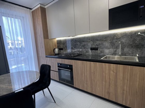 Оренда 1,5 км квартири поблизу парку Дружба Ще ніхто не проживав! Тернопіль