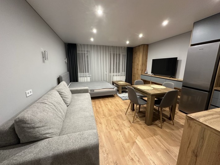 Здам 1 км вулиця Степана Бандери 77 - фото 1