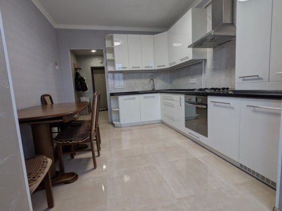 Новобудова над парком"Казка"