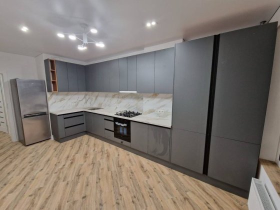 Здається в оренду 2 кім кв., центр міста. Перша здача. Івано-Франківськ