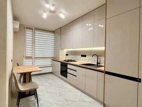 Квартира в центрі з панорамним виглядом в ЖК бізнес класу "Авторський" Ивано-Франковск