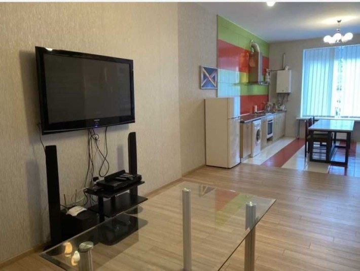 Оренда однокімнатної квартири-студії на Подолі - фото 1