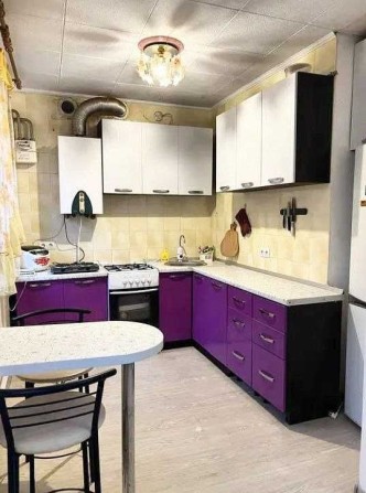 Оренда 3-кімнатної квартири по вул. Лихвинська Стінка (вул. Гамалія) - фото 1