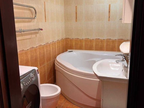 Оренда 3х кімн квартира вул. Дворецька Ровно