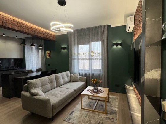 Оренда 3х кім квартири в центрі пр. Університетський