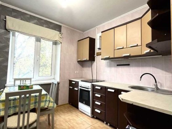 Оренда 1-кімнатної квартири . Без комісіі для орендаря!!! Ровно