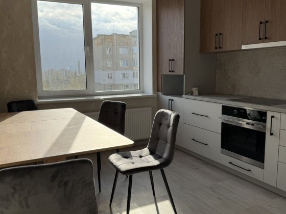 Оренда двохкімнатної квартири,ремонт,перша здача. Ровно