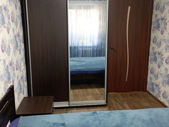 Сдам свою двухкомнатную квартиру на Заречном Кривой Рог