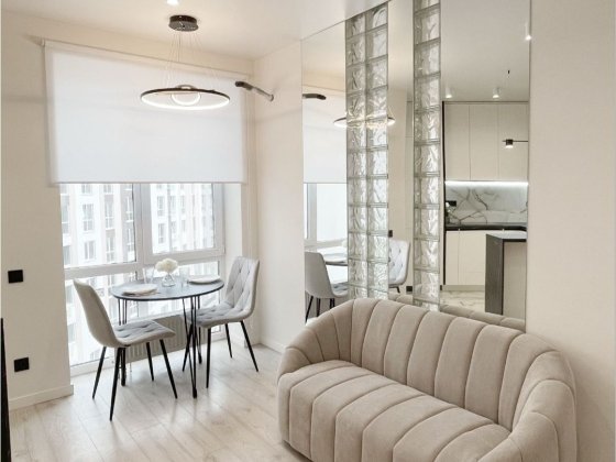 Оренда 1 кімнатної новобудови з ремонтом Ровно