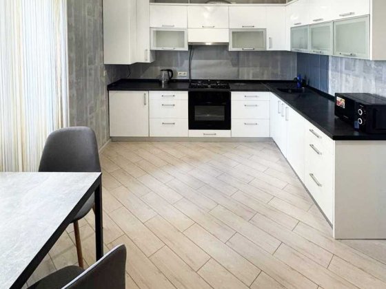 ОРЕНДА: 1 кімнатна квартира, вул. Хоткевича, поруч магазину Дарницький Івано-Франківськ