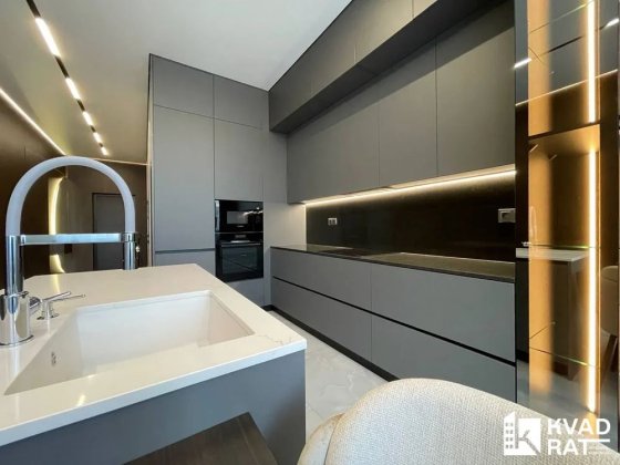 Стильна квартира з видом на озеро ! Ивано-Франковск