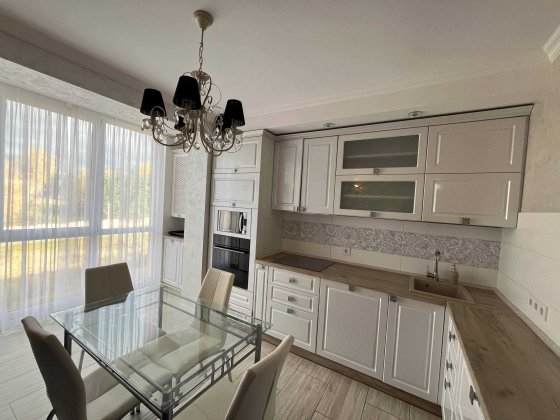 Здається в оренду 2-х кімнатна квартира на Щасливому Ровно