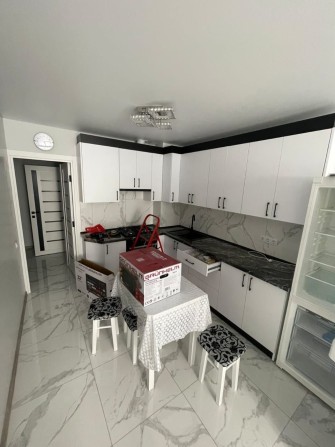 Здаю квартиру на Київські 9Г,площа 53 кв.метр.без домашніх тварин. - фото 1