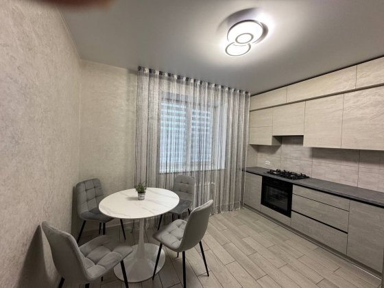 Оренда 1кім квартири на 12 школі. Євроремонт.