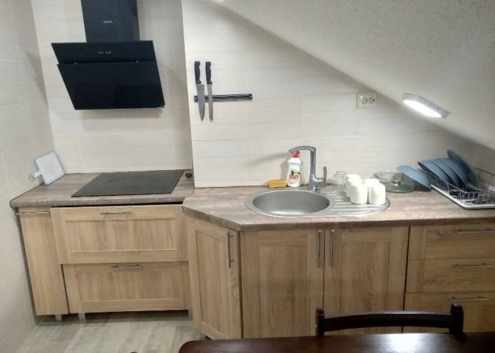 Чудова 2к квартира, 4-й поверх, вул. Кубійовича - фото 1