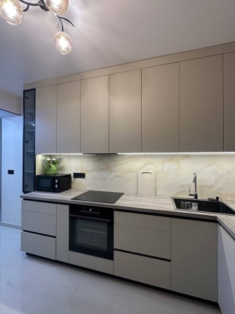 Оренда 1-кімн.квартири, поруч центр міста - фото 1