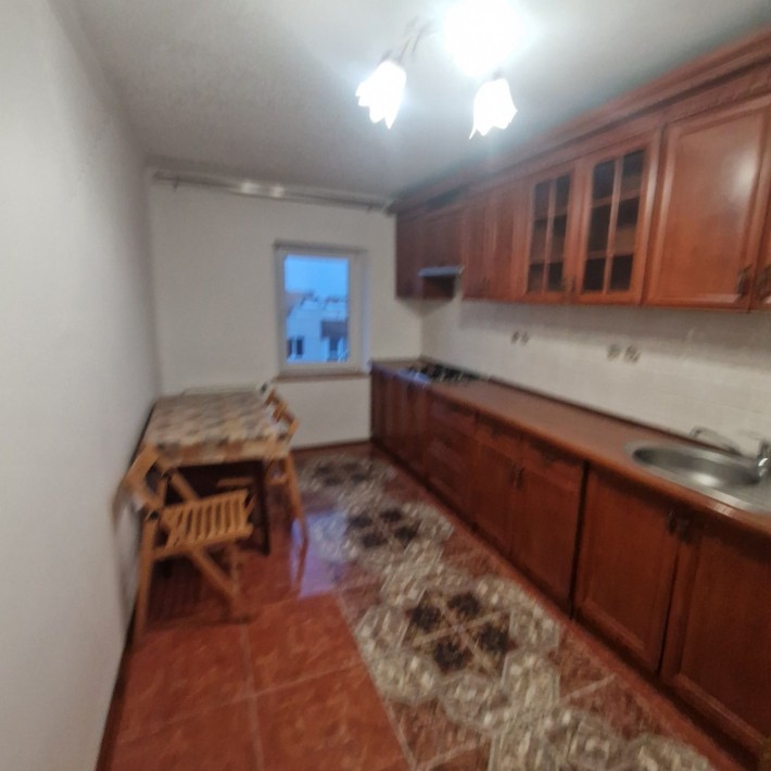 Здається 3-кімнатна квартира вул  Тролейбусна 
Простора та світла 3-к - фото 1