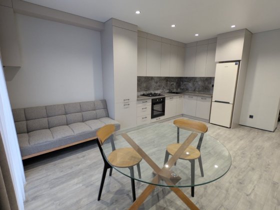 Оренда 1 кімнатної квартири на Щасливому перша здача! Рівне