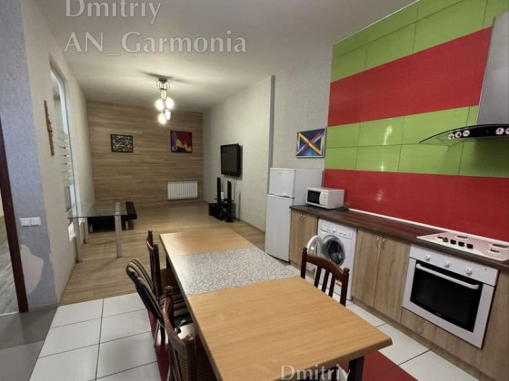 2-К Подол, Зеленый остров Полтава