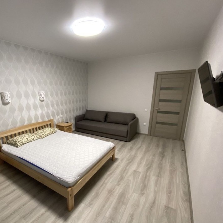 Стрітенська 18 новобудова з паркінгом - фото 1