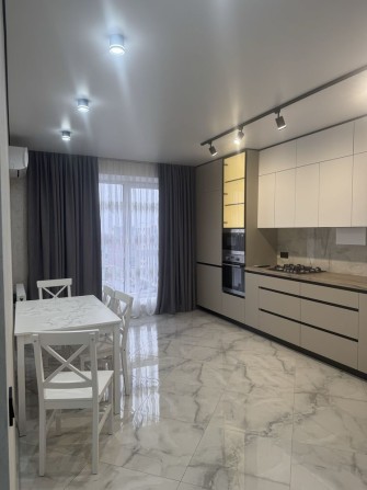 Оренда 1 кімнатної квартири на Щасливому - фото 1