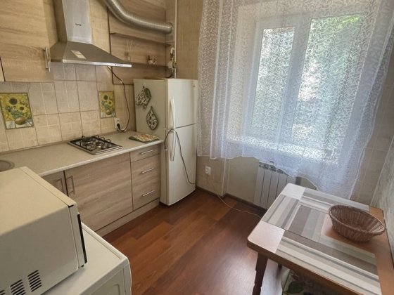 Аренда 2-х комнатная квартира 2/5 ул.Кулика район Мони Херсон