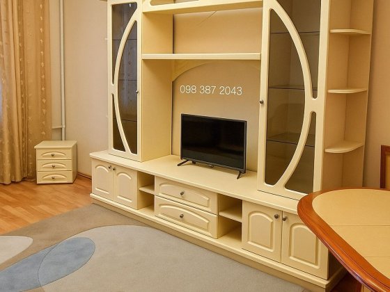 ОРЕНДА 3-кім. квартири, ЦЕНТР, Соборна, Вільна !!! Ровно