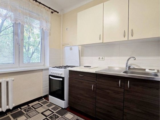 Оренда 1 кімнатної, ГЕРОЇВ МАЙДАНУ (ТЦ МАЙДАН), МЕБЛІ і ТЕХІНА, балкон Черновцы