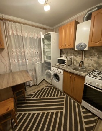 Оренда двокімнатноі Проспект 3 поверх - фото 1