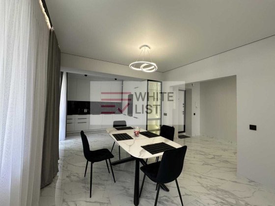 Оренда квартира 2к + кухня студія + гардеробна, парк Шевченка Чернівці