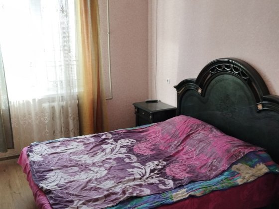 Сдам 2х к.кв  4й  Таврический  окна  во двор  2  сп.места Херсон