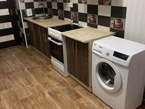 Левада поруч з Сільпо новобудова Полтава