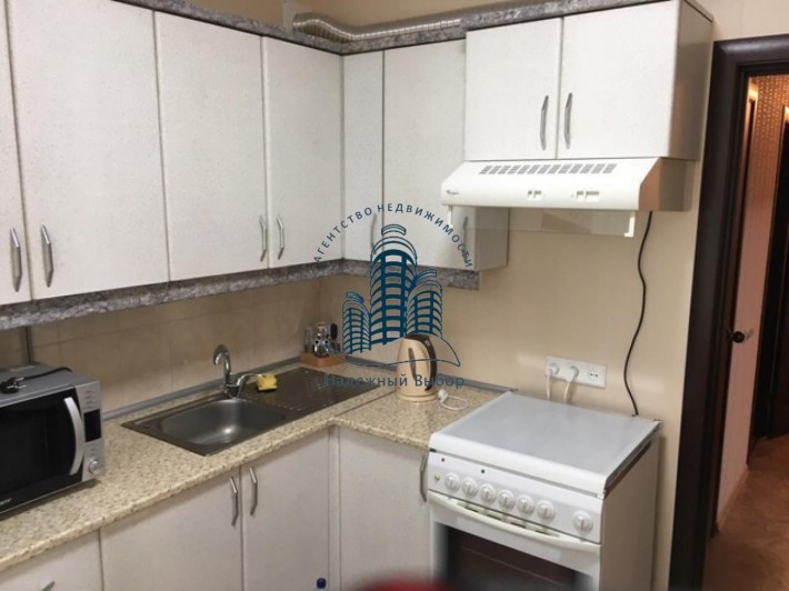 Оренда 1-кімнатної квартири в районі 5 школи - фото 1