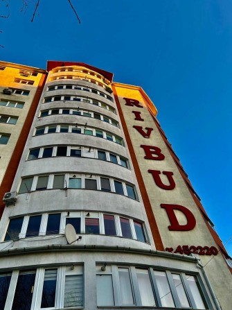 Стильна 2к.кв. із індивідуальним опаленням в районі Автовокзалу - фото 1