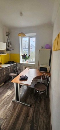 В оренду 3 кімнатна квартира по вул. Соборна - фото 1