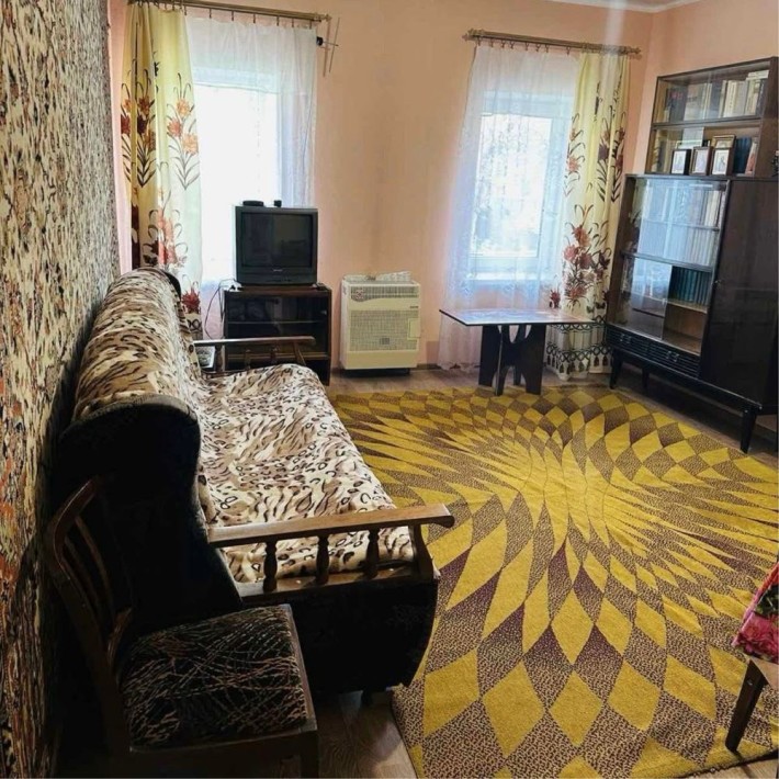 Центральна частина, 9000грн+комунальні - фото 1