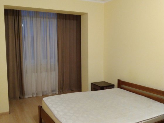 Здається 1- но кімн. квартира по вул. Єнківська Ужгород