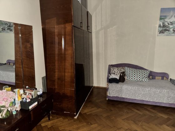 Оренда кімнат  дівчат — довгостроково Черновцы
