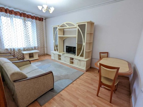 Оренда  3х кімн квартира Соборна, біля парку Шевченка Ровно