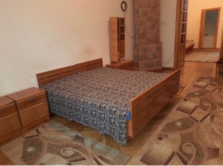 3-кімн в Центрі вул. КОБИЛЯНСЬКА (Шевченка) - фото 1