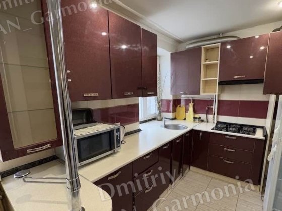 2-к Зыгина, рядом Трц киев Полтава