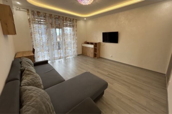 Ексклюзивна оренда: 3-кімнатна квартира в новобудові - фото 1