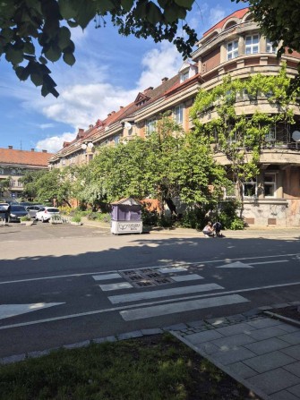 Здається в оренду кв-ра на два місяці з початку грудня  у Центрі - фото 1