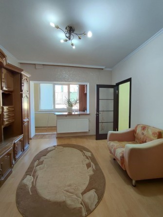 Оренда 2 КІМНАТНОЇ  квартири  в ХОРОШОМУ районі - фото 1