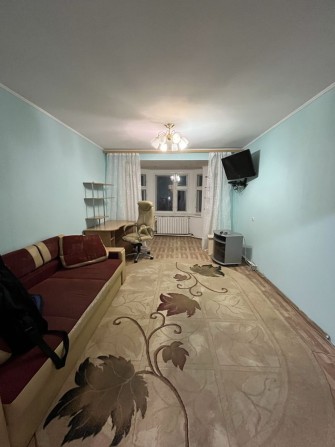 Оренда двокімнатної на Браїлках. Світло не відключають. - фото 1