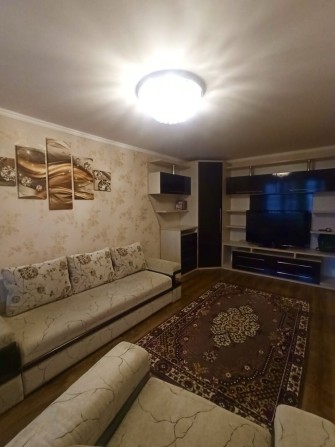 Оренда затишної квартири в р-ні Митниці - фото 1