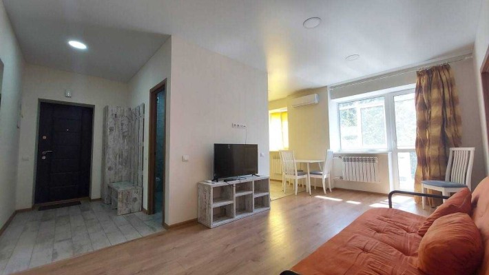 Оренда 3 кімнатної квартири в центрі міста - фото 1