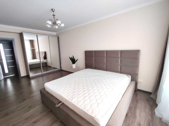 Оренда 2-кімн новобудови на вул. Рівненська (ПРОСПЕКТ, Майдан) Чернівці