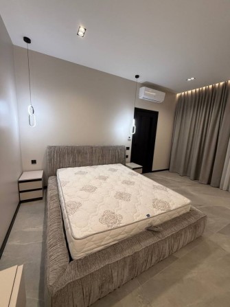 СВІТЛОзавжди!ДИЗАЙНЕРСЬКА1-кімVIPДзержика(роша КЛУБ)(7хв до ТЦ МАЙДАН) - фото 1