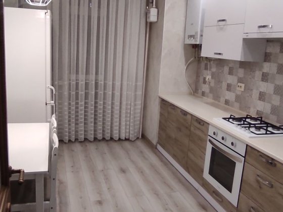 Терміново здається 1 км новобуд р-н Майдану, вільна, ключі! Чернівці